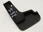Front wheel arch liner splash guards