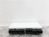 Oven keskuslukituksen ohjausyksikön moduuli