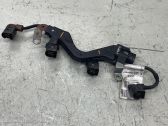 Fuel injector wires