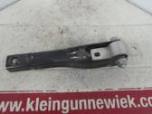 Vaihdelaatikon kiinnitys