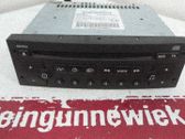 Radio/CD/DVD/GPS-pääyksikkö