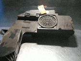 Etuoven kaiutin