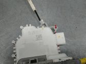 Cerradura de puerta trasera