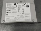 Head unit multimedia control
