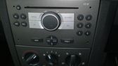 Radio/CD/DVD/GPS-pääyksikkö