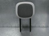 Reposacabezas del asiento delantero
