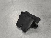 Tailgate/trunk/boot lock/catch/latch