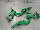 Engine bonnet/hood hinges