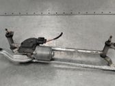 Tringlerie et moteur d'essuie-glace avant
