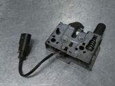 Engine bonnet/hood lock/catch