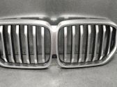 Grille calandre supérieure de pare-chocs avant
