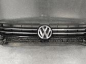 Grille calandre supérieure de pare-chocs avant
