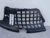 Rear bumper mounting bracket