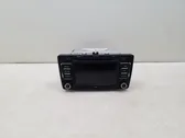 Radio / CD-Player / DVD-Player / Navigation