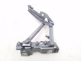 Engine bonnet/hood hinges