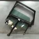 Mécanisme lève-vitre de porte arrière avec moteur