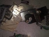 Cerradura de puerta trasera