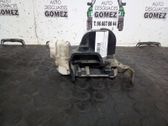 Cerradura de puerta delantera