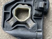 Radiator mount bracket