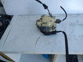 Cerradura de puerta delantera