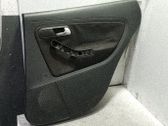 Moldura del tarjetero de la puerta trasera