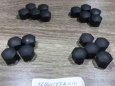 Nuts/bolts