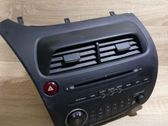 Radio/CD/DVD/GPS head unit