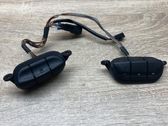 Steering wheel buttons/switches