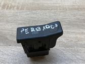 Botón interruptor de luz de peligro