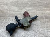 Vacuum valve