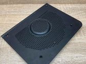 Subwoofer-bassoelementin etusäleikkö/lista