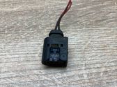 Plug wire
