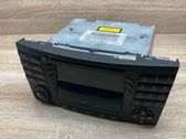 Radio / CD-Player / DVD-Player / Navigation