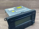 Radio / CD-Player / DVD-Player / Navigation