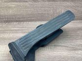 Accelerator throttle pedal