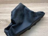 Verkleidung Handbremshebel