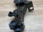 Convertible roof lock/latch