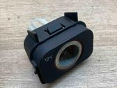 12V Steckdose hinten