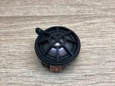 Enceinte haute fréquence de porte avant