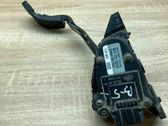 Accelerator throttle pedal