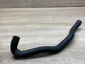 Tuyau de liquide de refroidissement moteur