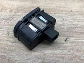 Кнопка открывания перчаточного ящика