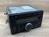 Radio / CD-Player / DVD-Player / Navigation