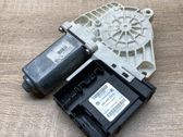 Motor del regulador de la ventanilla de la puerta delantera