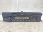 Radio/CD/DVD/GPS-pääyksikkö