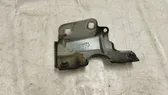 Fender mounting bracket