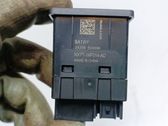USB-pistokeliitin