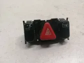 Botón interruptor de luz de peligro