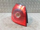 Lámpara de faros/luces traseros