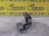 Accelerator throttle pedal